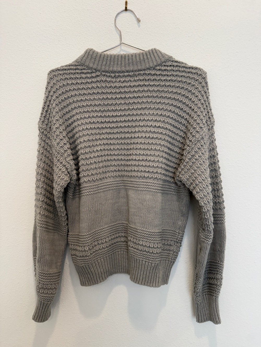 Universal Thread Textured Crewneck Sweater in Gray - Picture 3 of 3